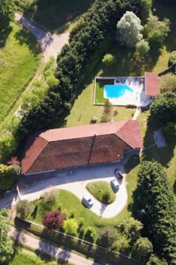 Hébergement de vacances Villa Dependance Pour 1 A 4 Pers Au Calme Dans Propriete à Marboz France